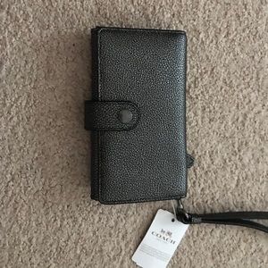 COACH CLUTCH NEW WITH TAGS